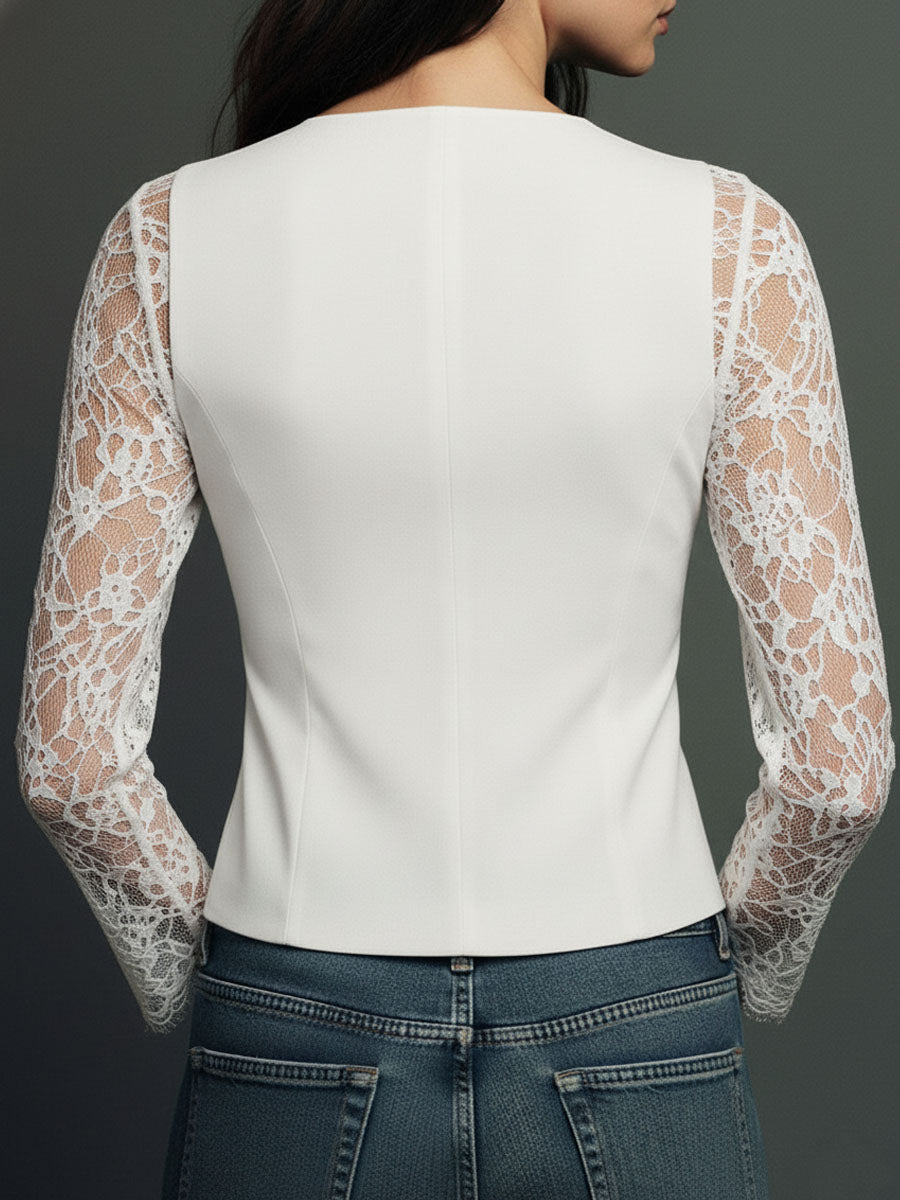 Vittoria – Blazer Negro con Mangas Semitransparentes