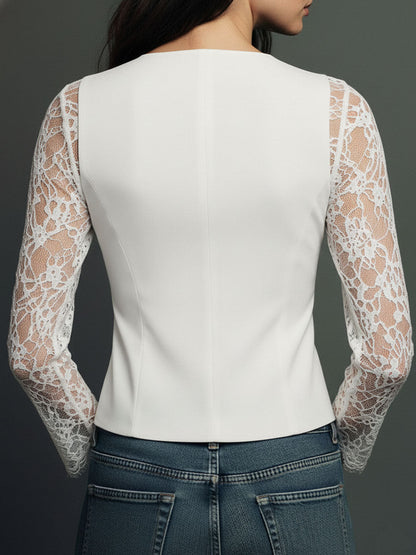 Vittoria – Blazer Negro con Mangas Semitransparentes