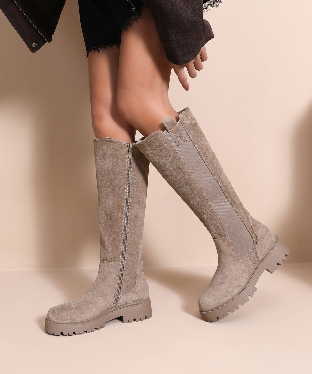 Botas Ivi de efecto ante.